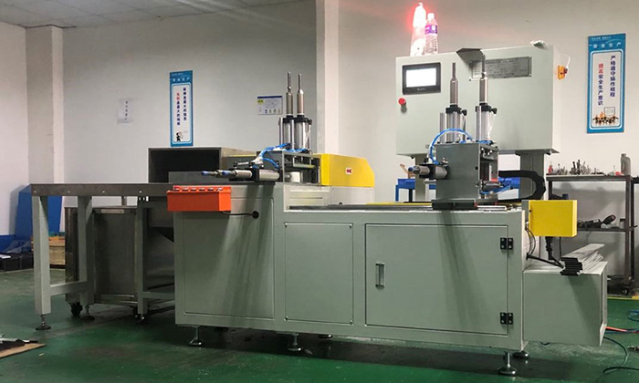 雙德譽全自動鋸切機 SDY-Q350 雙德譽全自動鋸切機 SDY-Q350